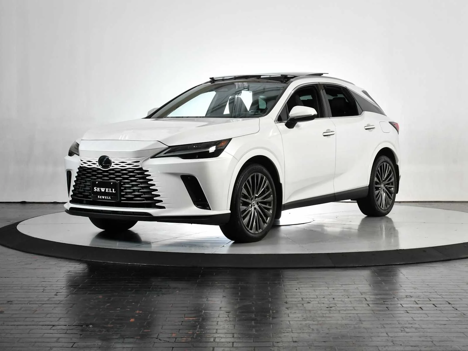2023 Lexus RX 350h 350h Luxury AWD's photo