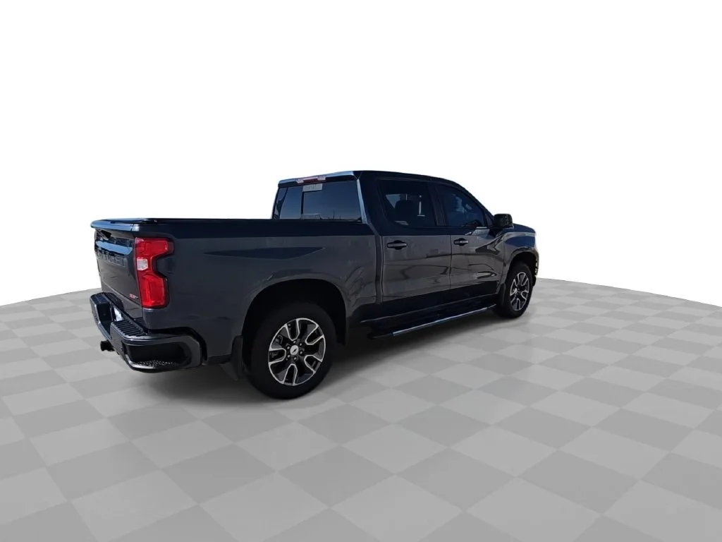 Used 2021 Gray Chevrolet RST image 8