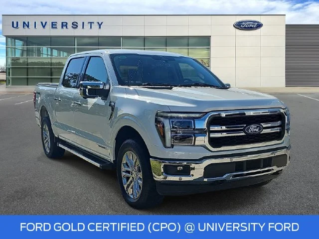 Used 2025 White Ford Lariat image 1