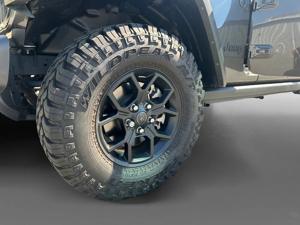 Used 2025 Gray Jeep Willys image 15
