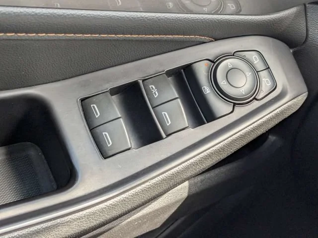 Used 2018 SABLE BROWN METALLIC Chevrolet LT Cloth image 25