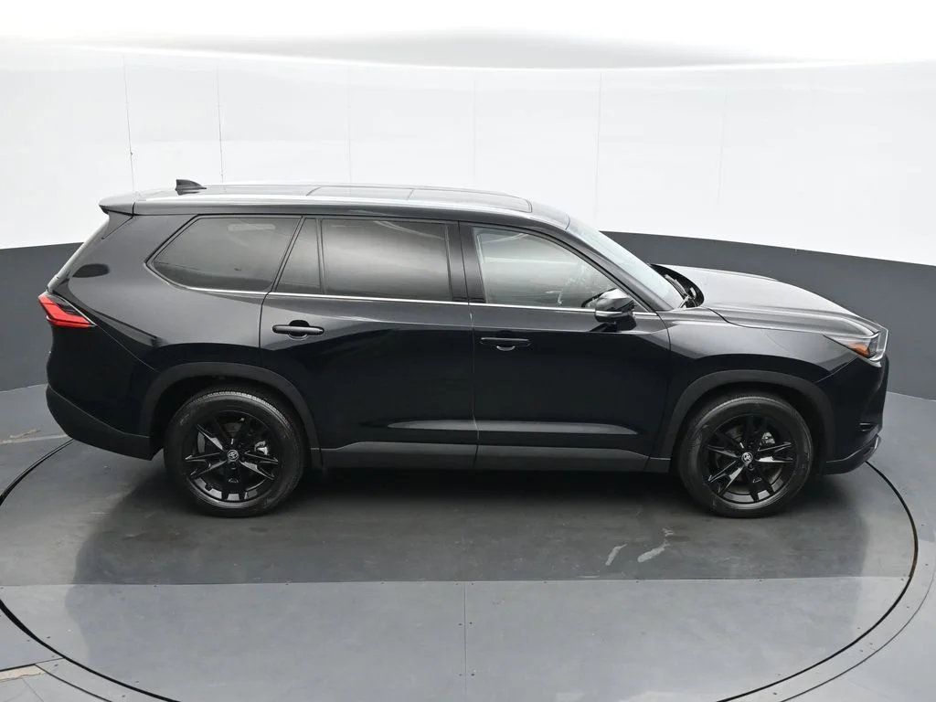 Used 2024 Black Toyota Platinum image 23