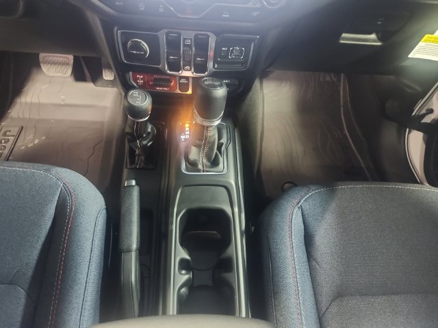 New 2026 White/off-white Jeep Sport image 11