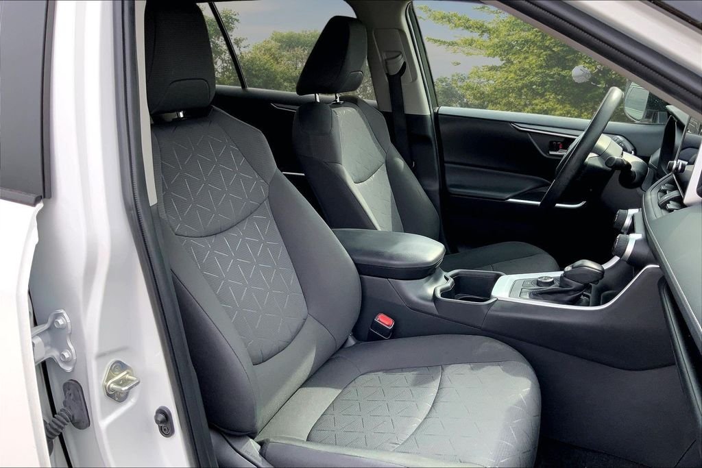 Used 2024 White Toyota Woodland Edition image 28