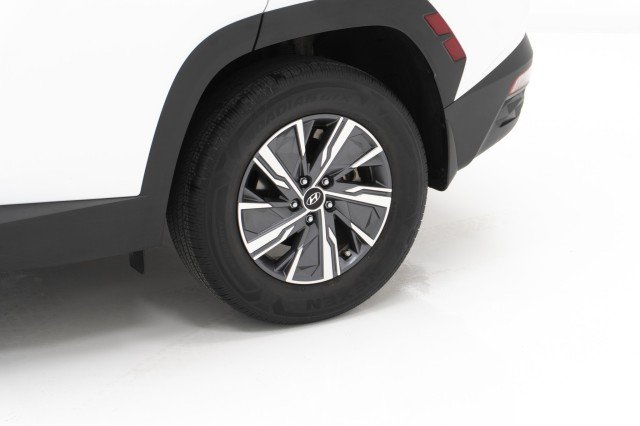Used 2024 White Pearl Hyundai Blue image 13