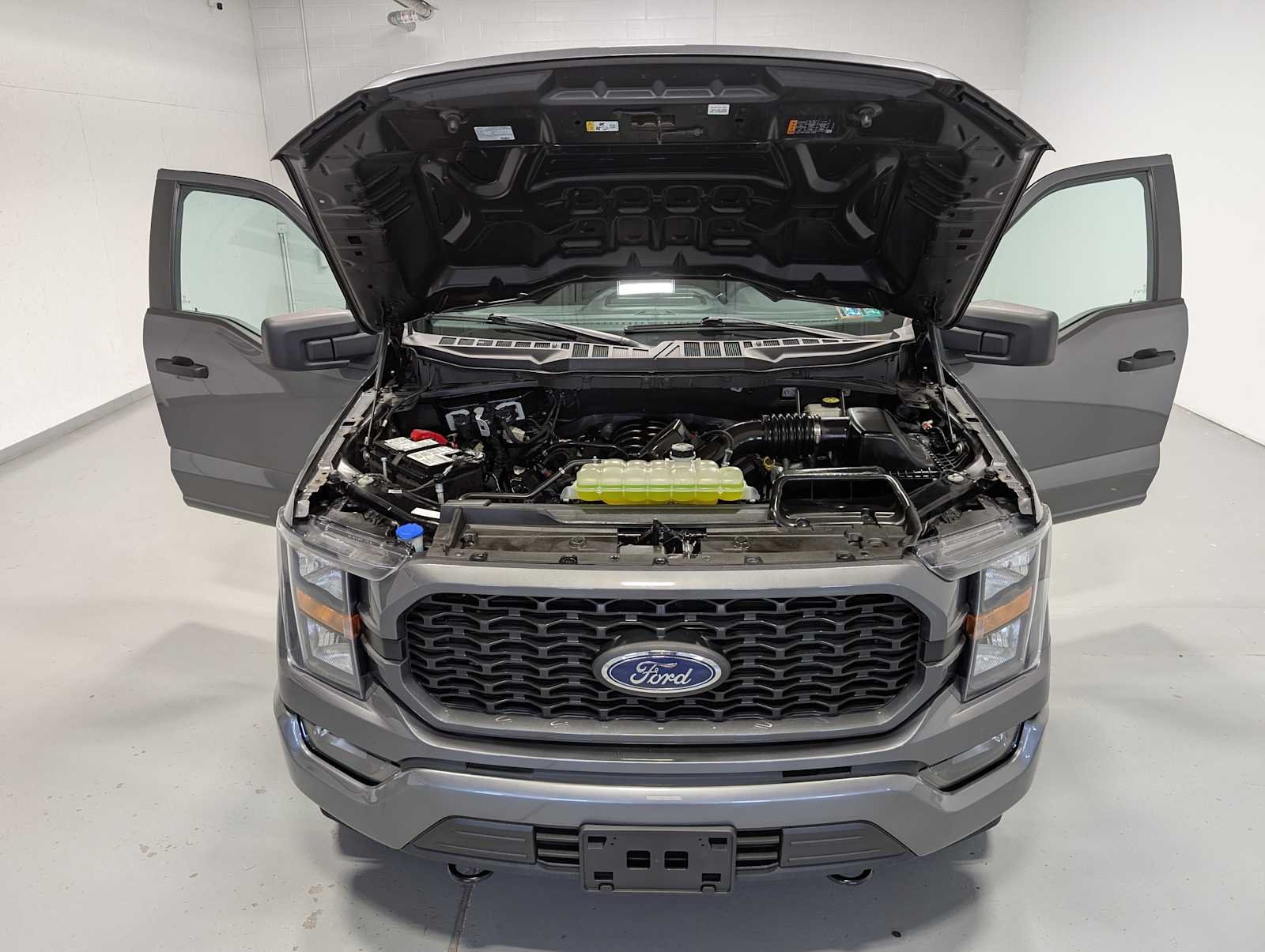 Used 2023 Carbonized Gray Ford XL image 13