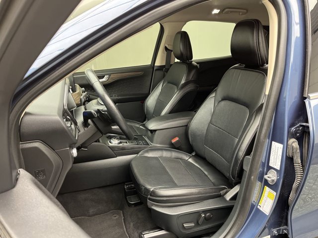 Used 2020 Blue Metallic Ford Titanium image 11
