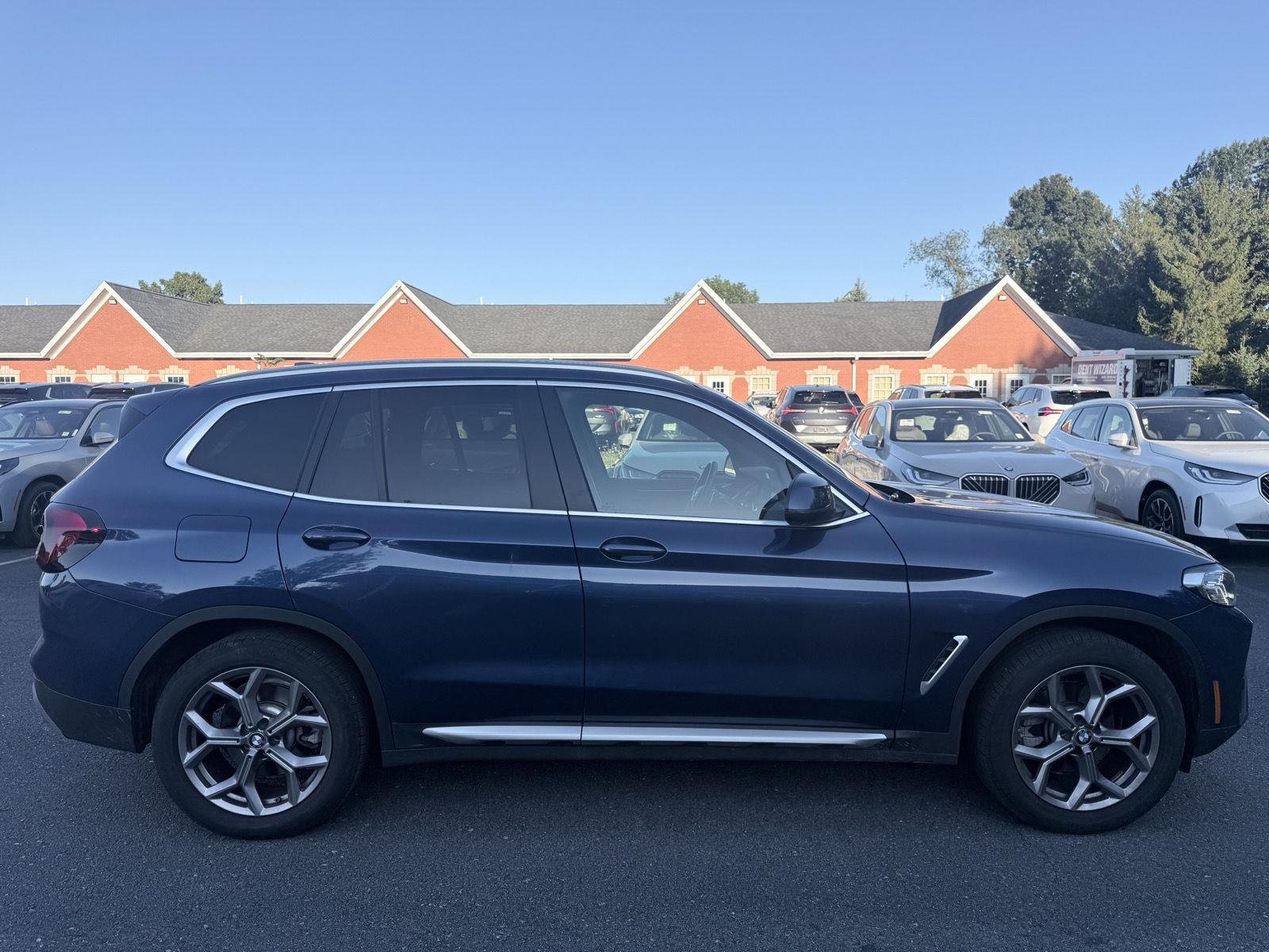Used 2024 Phytonic Blue Metallic BMW xDrive30i image 10