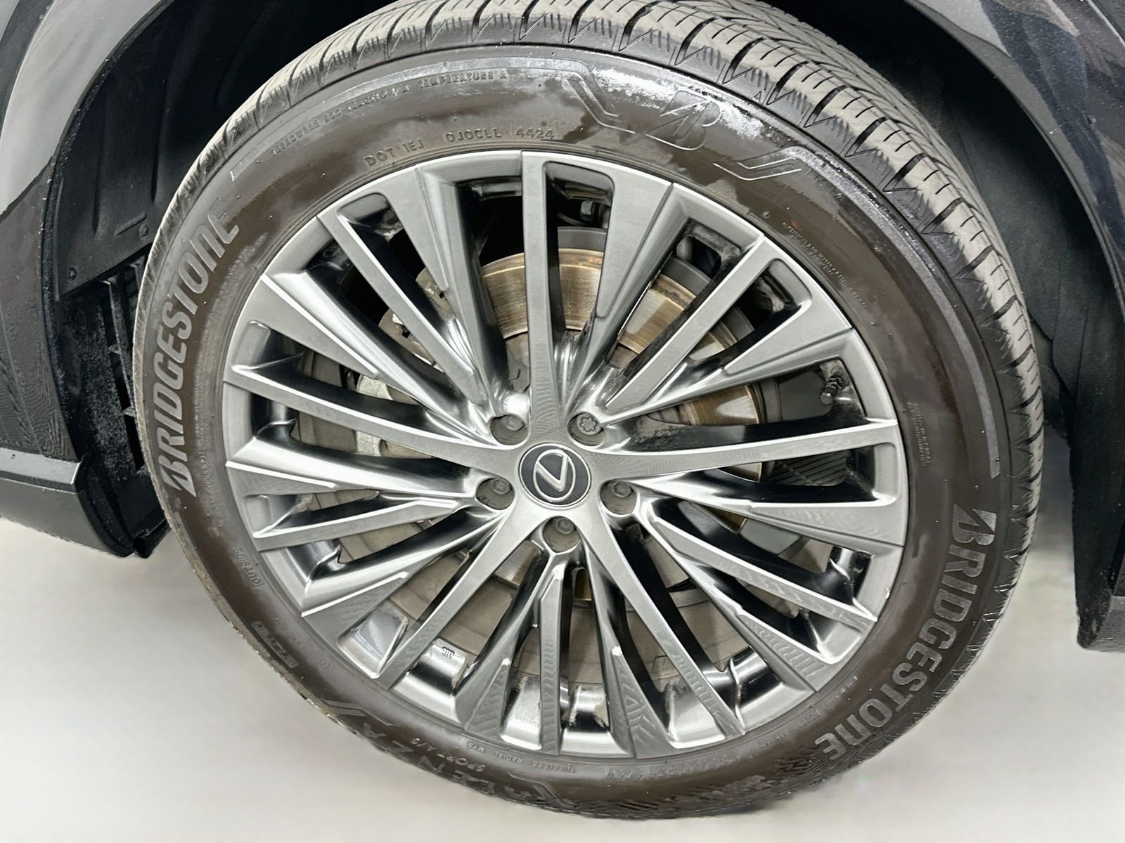 Used 2025 Caviar Lexus 450h+ Luxury image 33