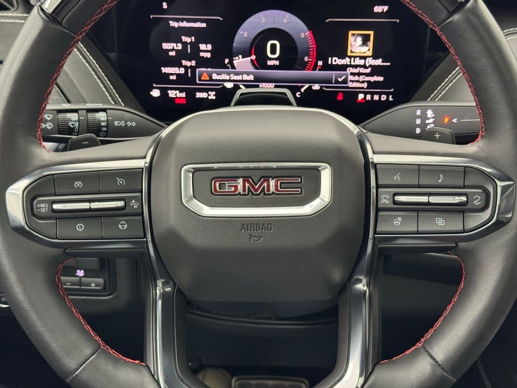 Used 2025 Onyx Black GMC AT4 Ultimate image 22