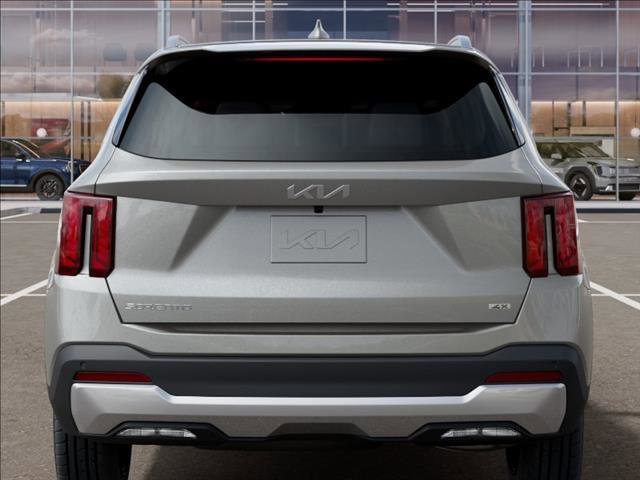 New 2026 Ivory Silver Kia S image 13