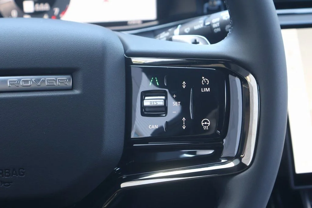 New 2026 Fuji White Land Rover S image 21