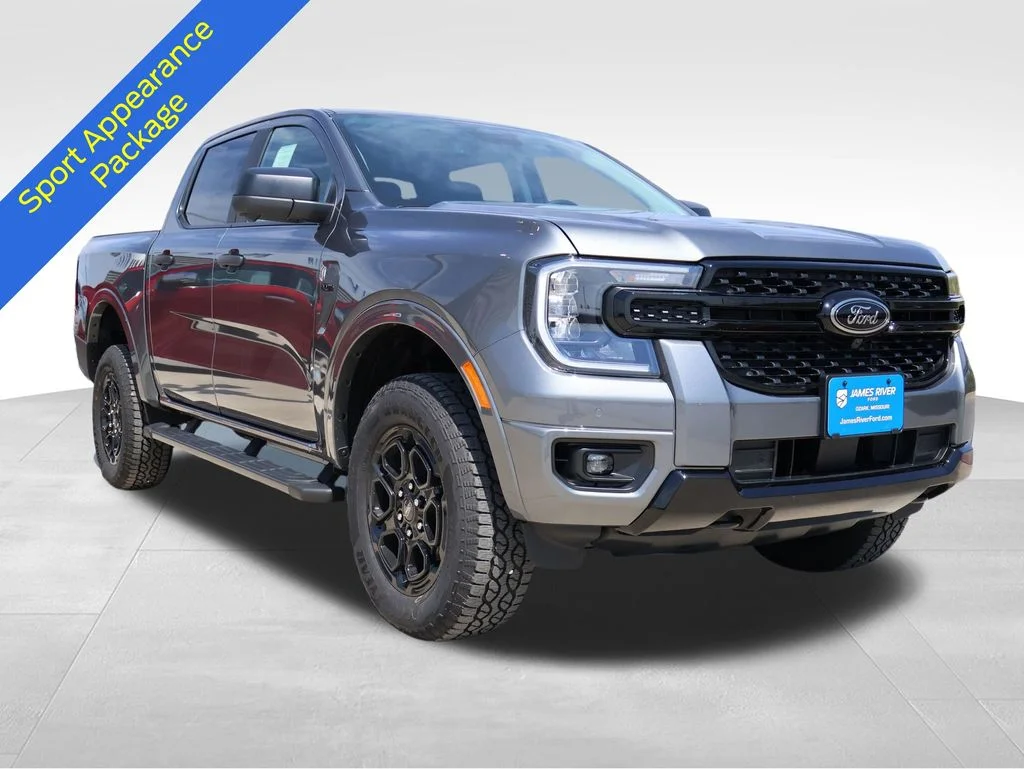 New 2026 Carbonized Gray Metallic Ford XLT image 7
