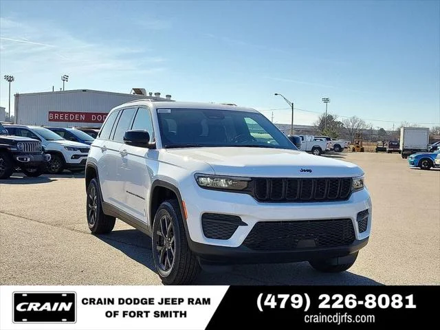 New 2025 Bright White Clear-Coat Exterior Paint Jeep Altitude X image 13