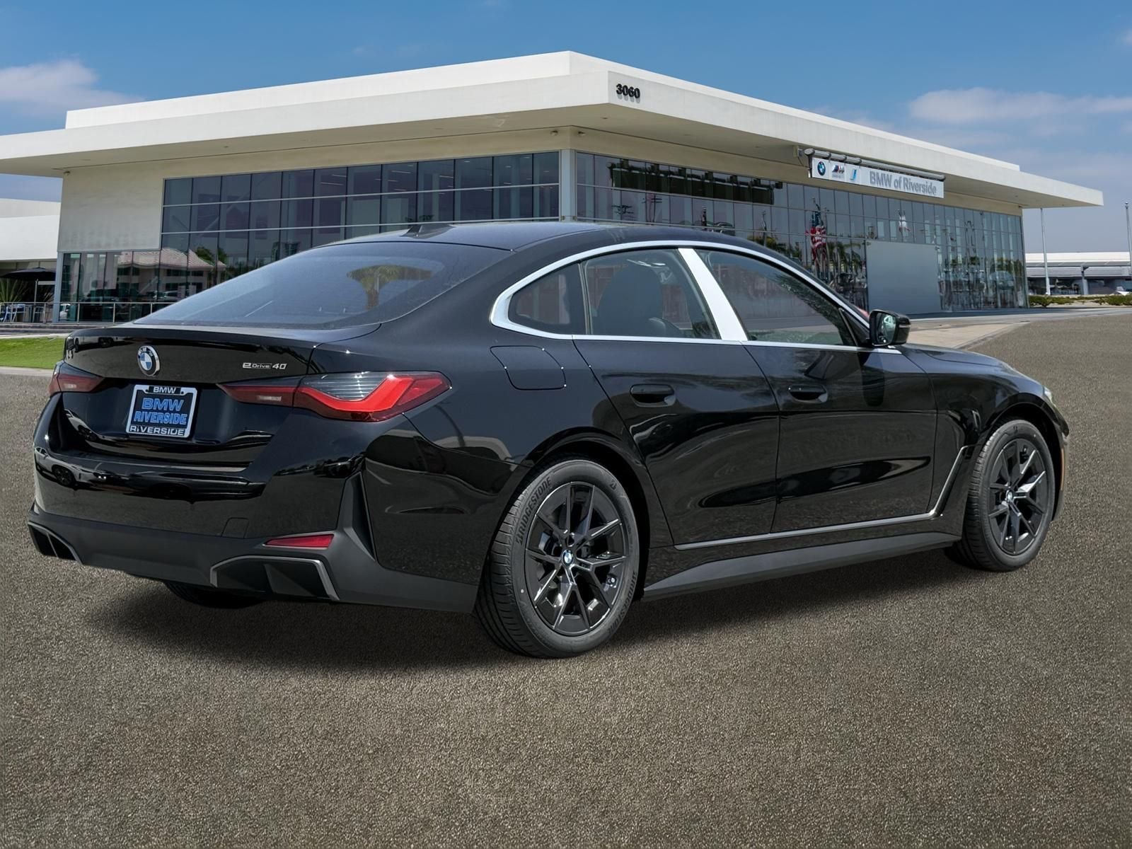 2026 BMW i4 40 - Photo 10
