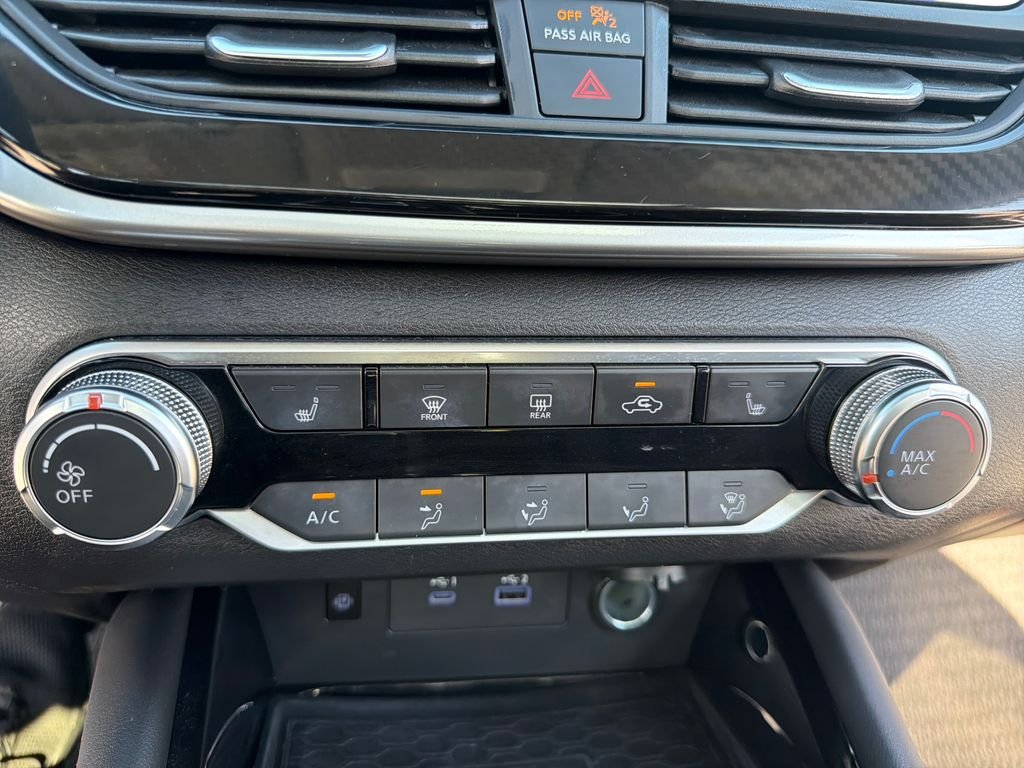 Used 2023 Gray Nissan 2.5 SR image 42