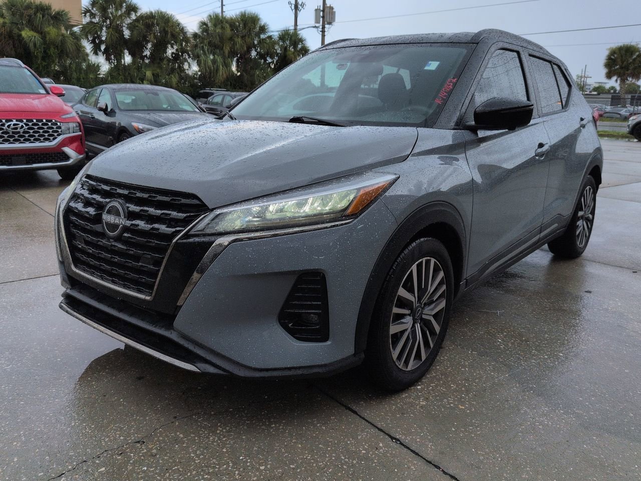 Used 2022 Boulder Gray Pearl Nissan SR image 8