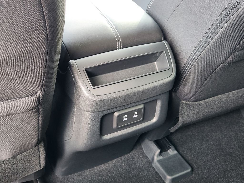 2026 Nissan Pathfinder SV - Photo 29