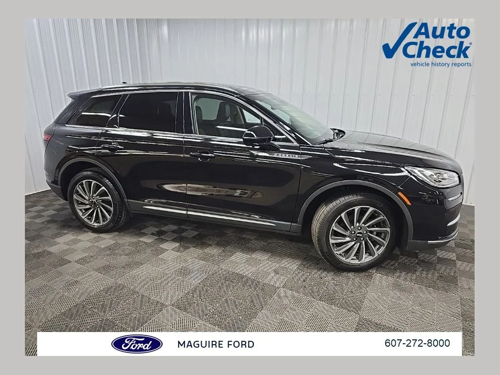 Used 2023 Black Metallic Lincoln Reserve image 1