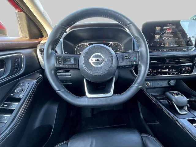 Used 2021 Red Nissan SL image 10