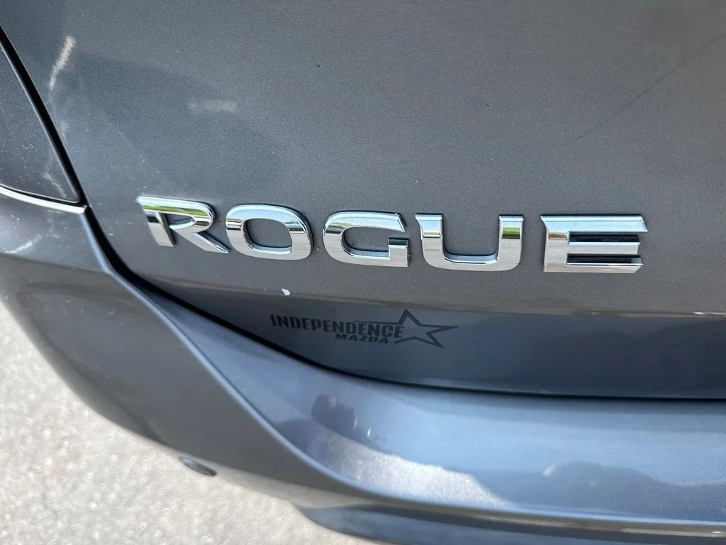 Used 2019 Gun Metallic Nissan SV image 31