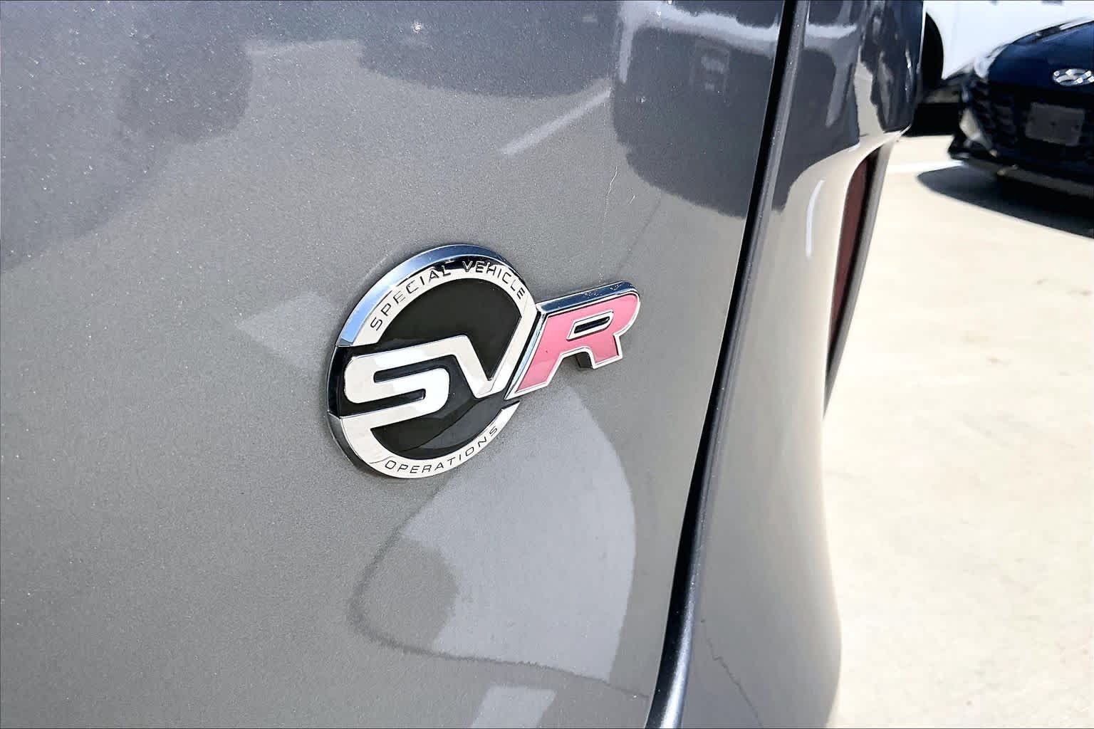 Used 2020 Eiger Grey Metallic Jaguar SVR image 10