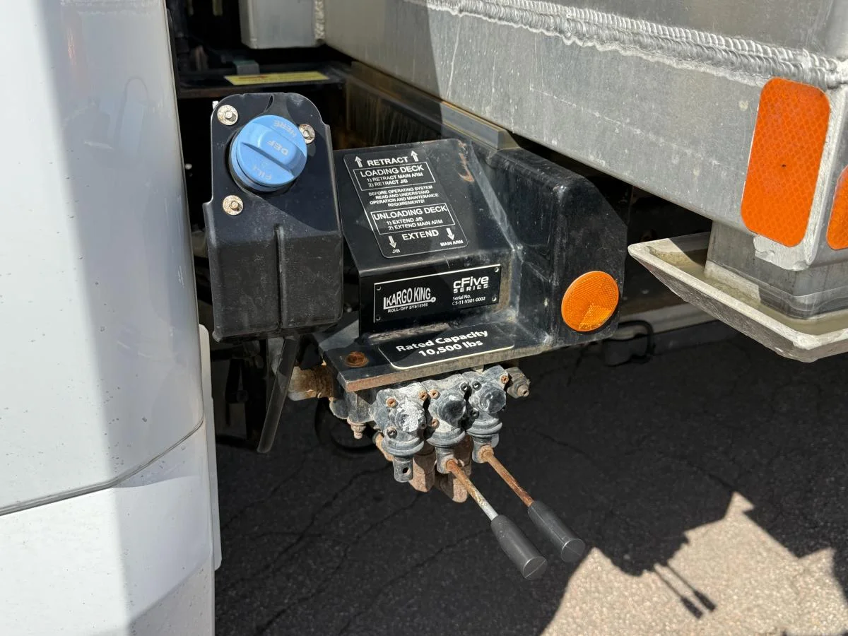 Used 2023 White Ford XLT 4x4 Power Stroke Kargo King Hooklift image 17