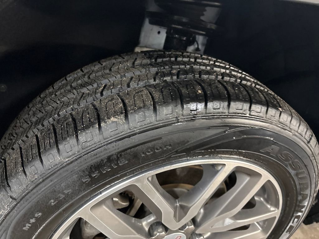 Used 2019 SUMMIT WHITE GMC SLE image 12