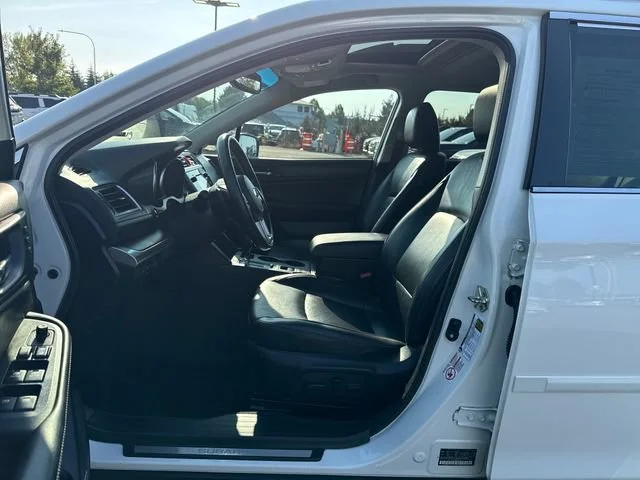 Used 2017 Crystal White Pearl Subaru Limited image 14