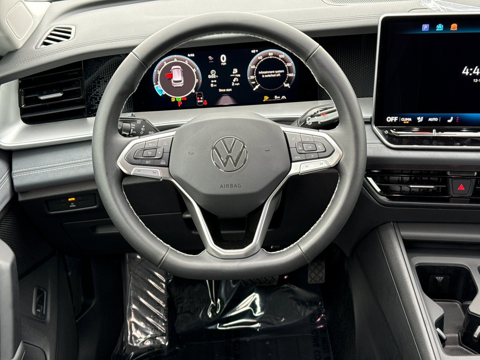 New 2026 Platinum Gray Metallic Volkswagen SE image 13
