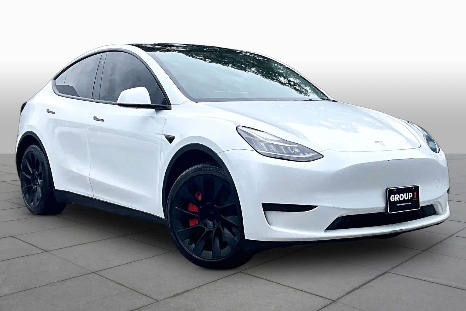 Used 2023 Tesla Model Y Long Range with VIN 7SAYGDEE2PA117553 for sale in San Antonio, TX