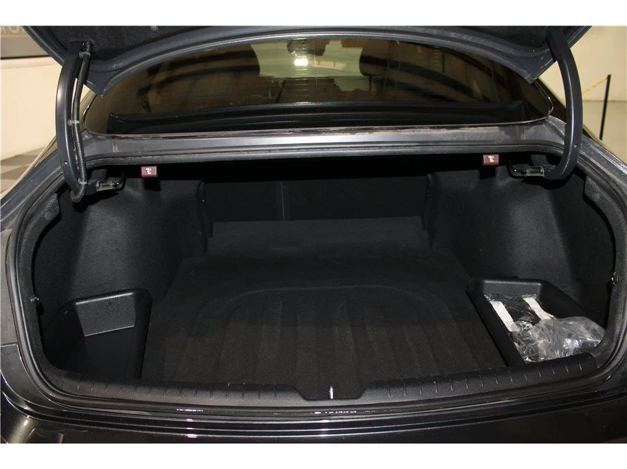 Used 2021 Portofino Gray Hyundai SEL Plus image 20