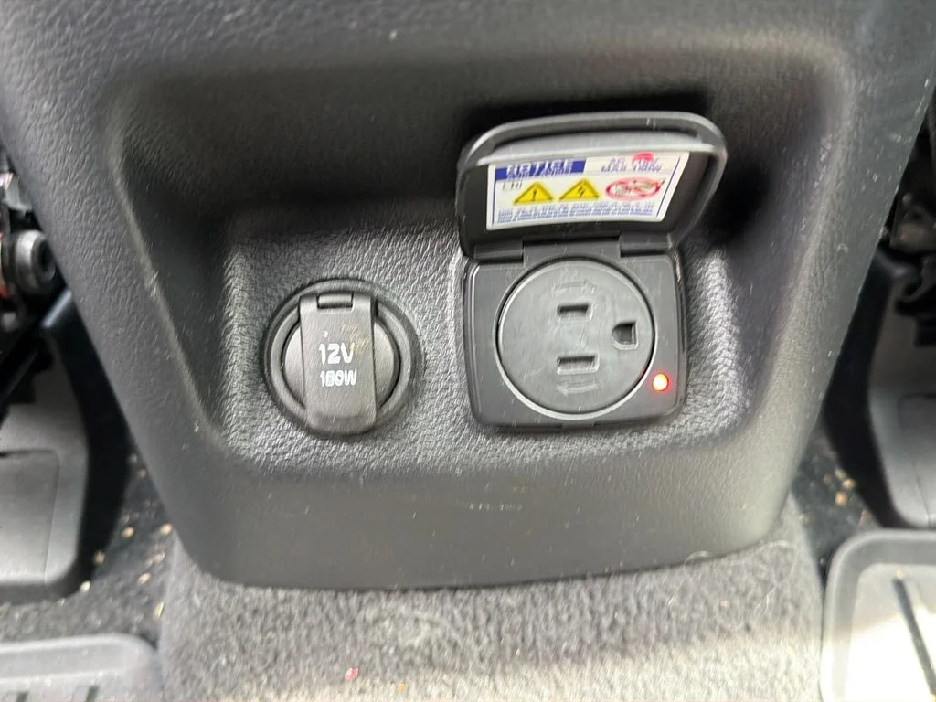 Used 2022 Green Kia SX image 17