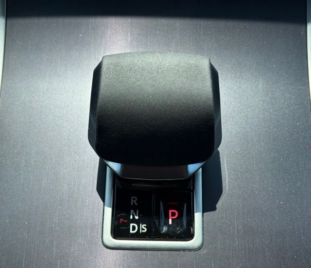 Certified Used 2026 Black Land Rover Dynamic SE image 29