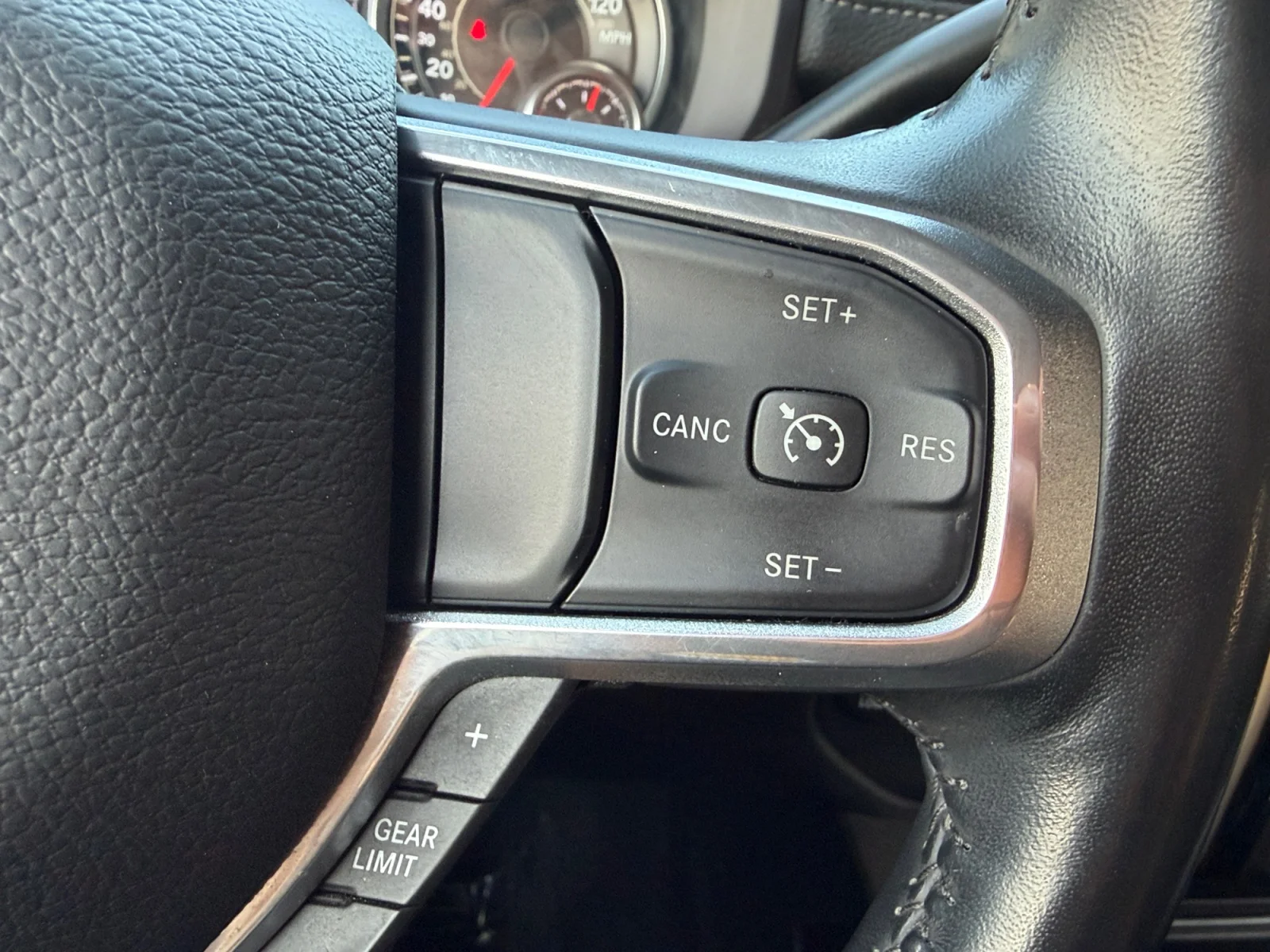 Used 2023 Granite Crystal Metallic Clearcoat Ram Laramie image 23