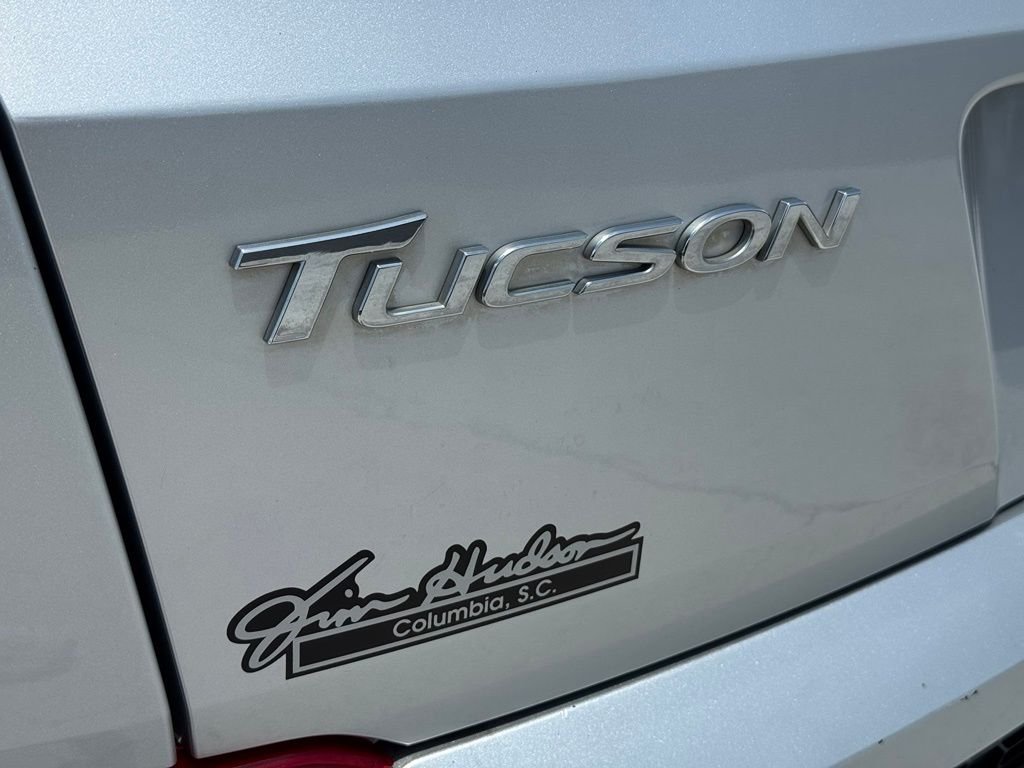 Used 2018 Silver Hyundai SEL image 14