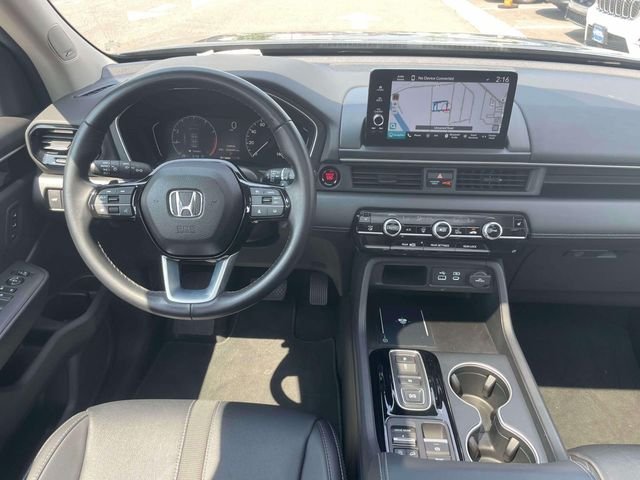 Used 2024 Crystal Black Pearl Honda Touring image 12