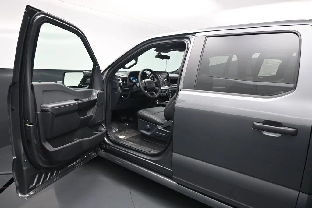 New 2026 Carbonized Gray Metallic Ford STX image 8