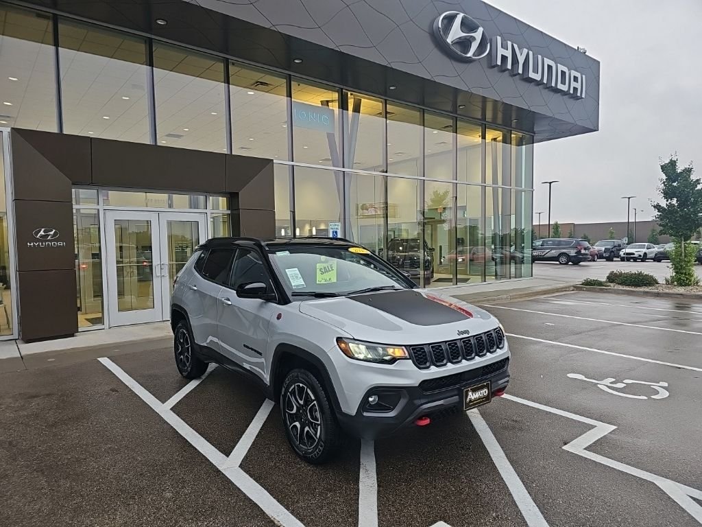 2025 Jeep Compass Trailhawk - Photo 7