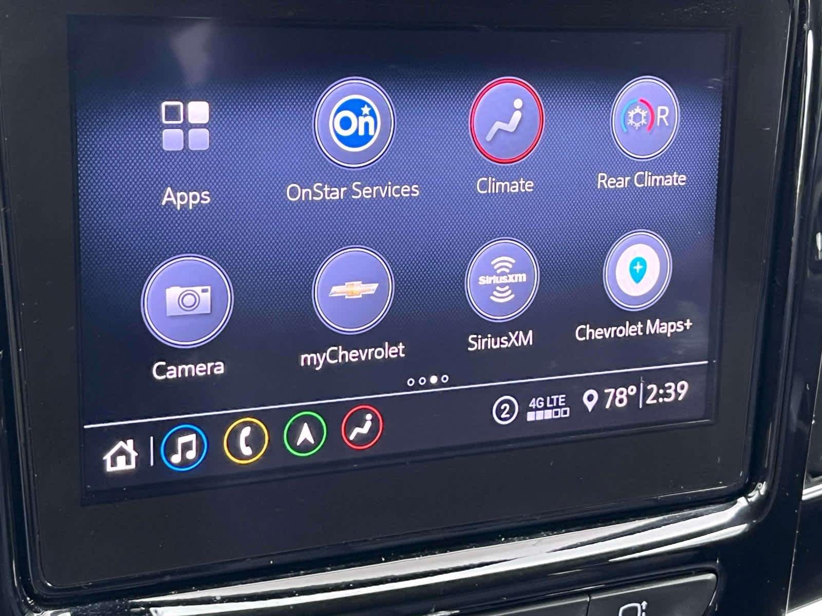 Used 2020 SILVER ICE METALLIC Chevrolet LT Leather image 25