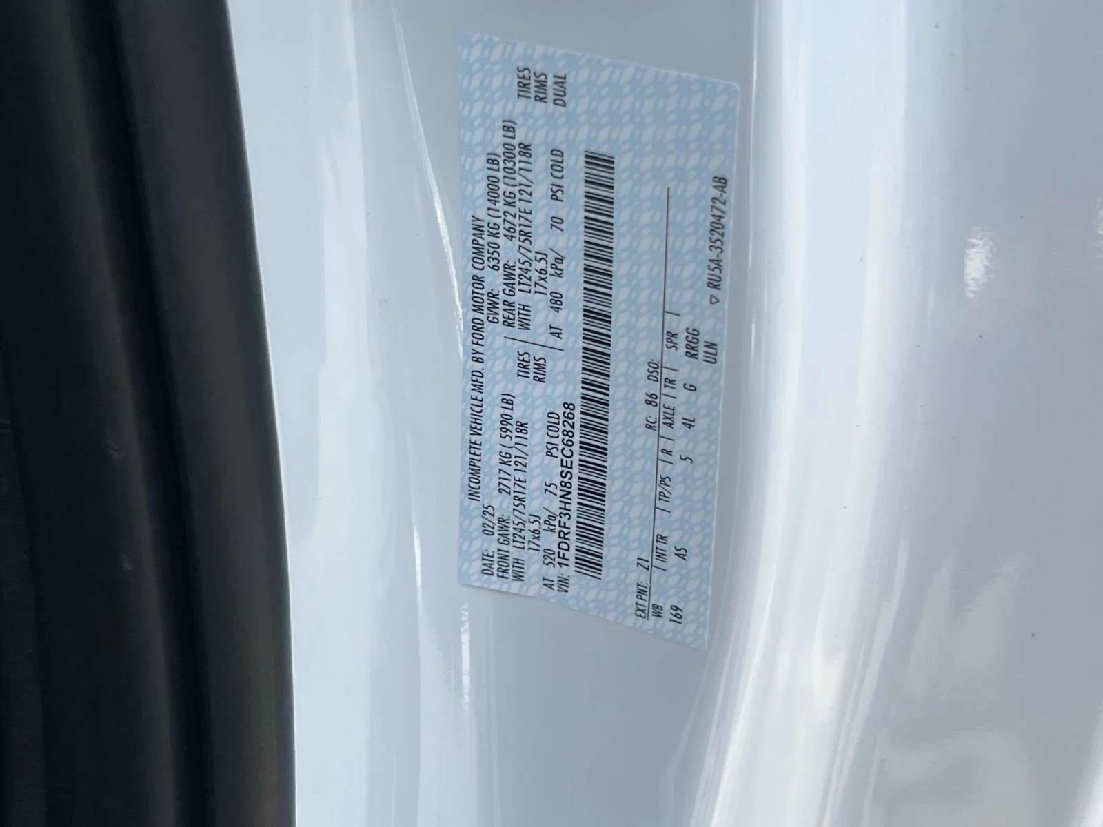 2025 Ford F-350 Super Duty Chassis Cab XL - Photo 9