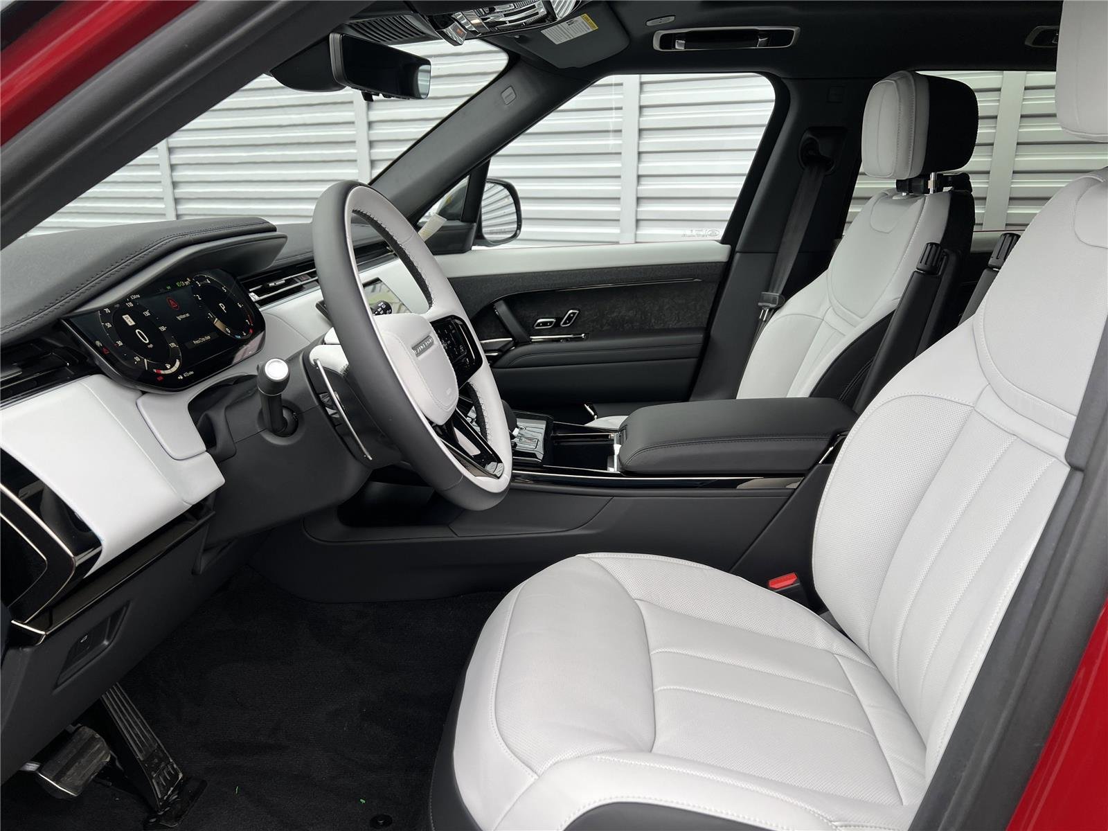 New 2026 Firenze Red Land Rover Dynamic SE image 7