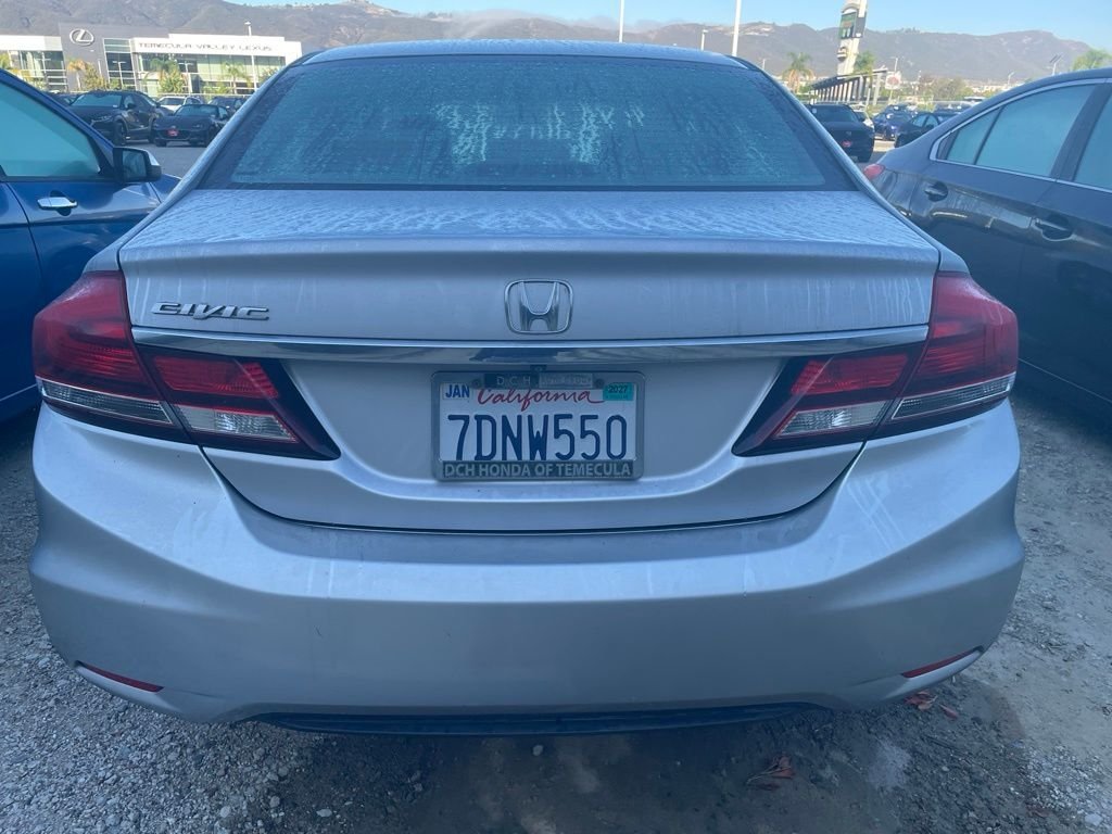 Used 2013 Alabaster Silver Metallic Honda LX image 6
