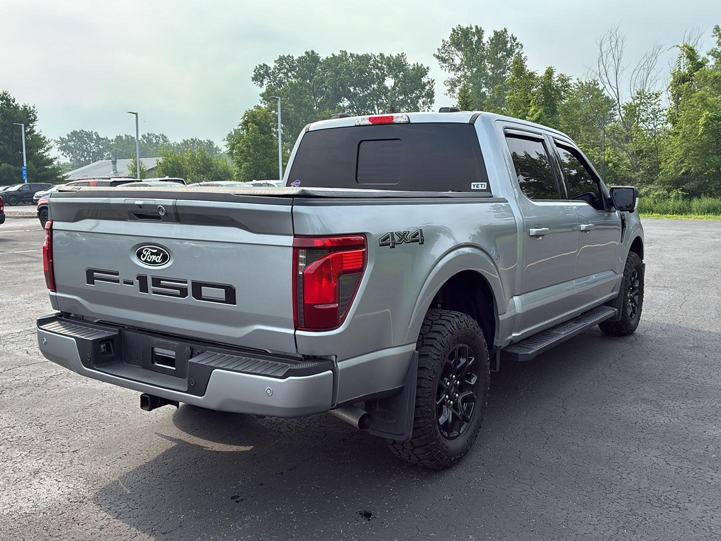 Used 2024 Iconic Silver Ford XLT image 17
