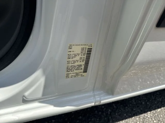 Used 2016 White Nissan SV image 34