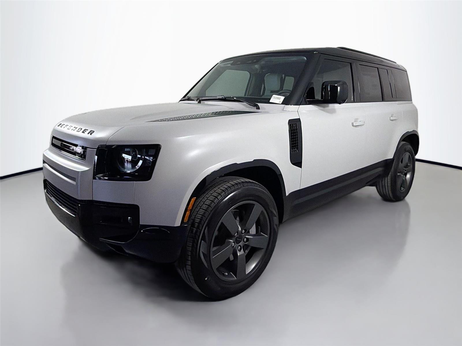 New 2026 Borasco Grey LAND ROVER X-Dynamic SE image 1
