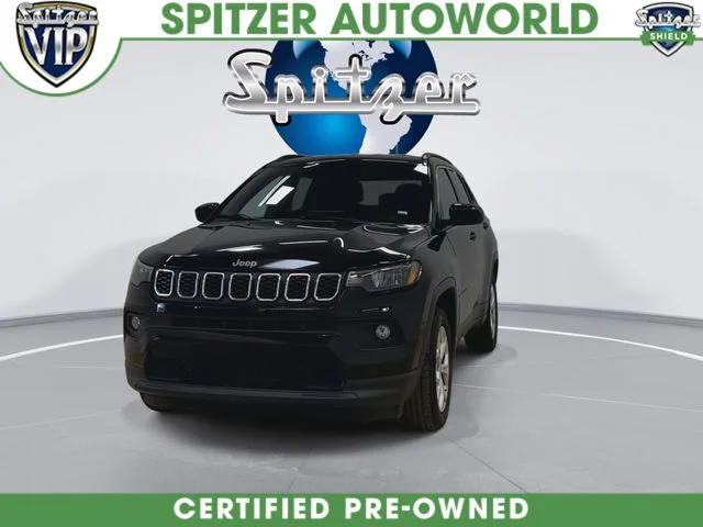 Used 2024 Black Jeep Latitude image 4