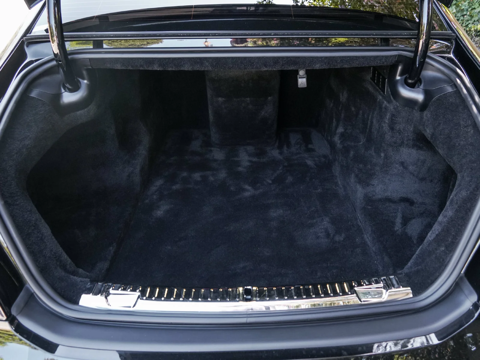 Certified Used 2021 Black Diamond Rolls-Royce  image 36