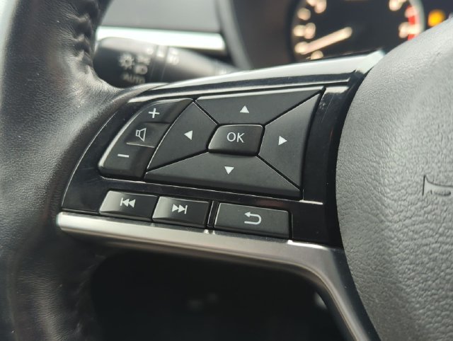 Used 2019 Storm Blue Metallic Nissan 2.5 SV image 12