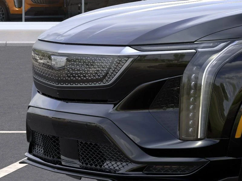 2026 Cadillac OPTIQ V-Series - Photo 13